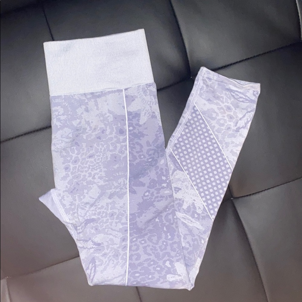 Fabletics athletic leggings (new with tags)